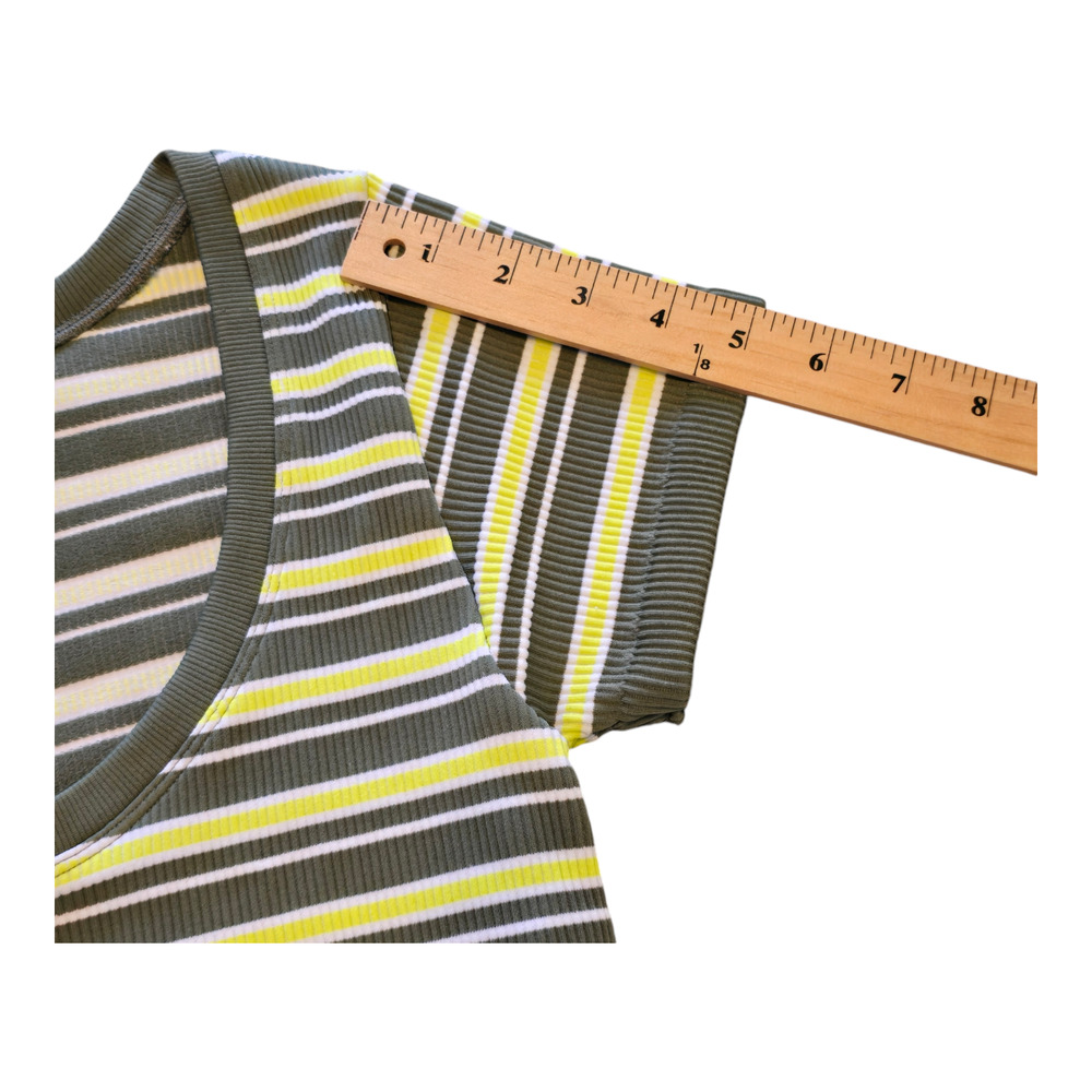 Offline by Aerie Tee Womens Medium Olive Green/Yellow Seamless Rib Scoop Neck - Picture 9 of 11